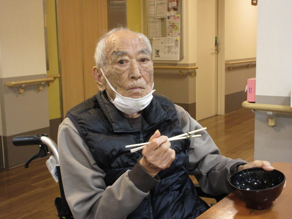 静岡市葵区有料老人ホーム_さくらそばにとろろを添えて