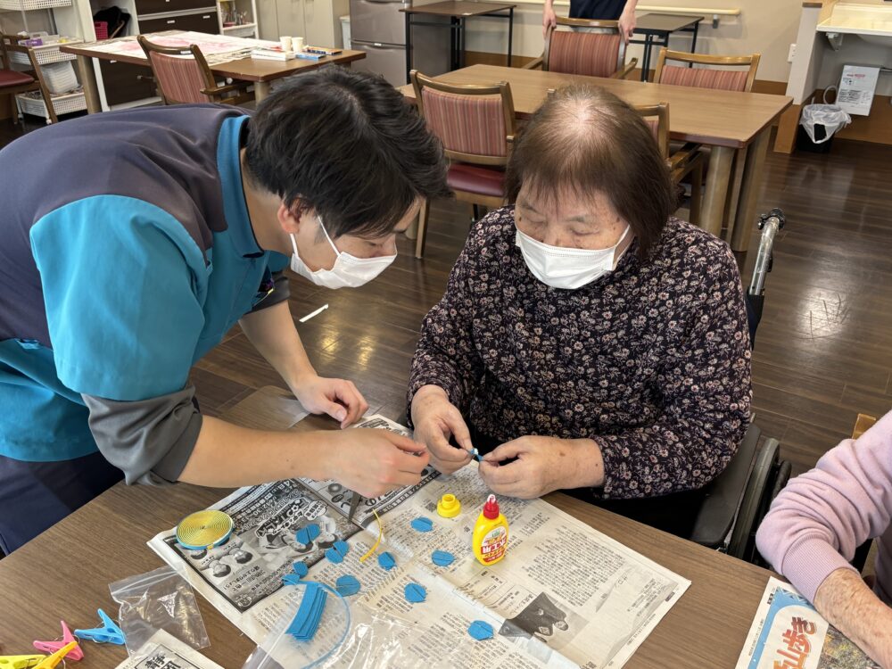 静岡市清水区老人ホーム_コースターを作ってケアマネさんにプレゼントしよう