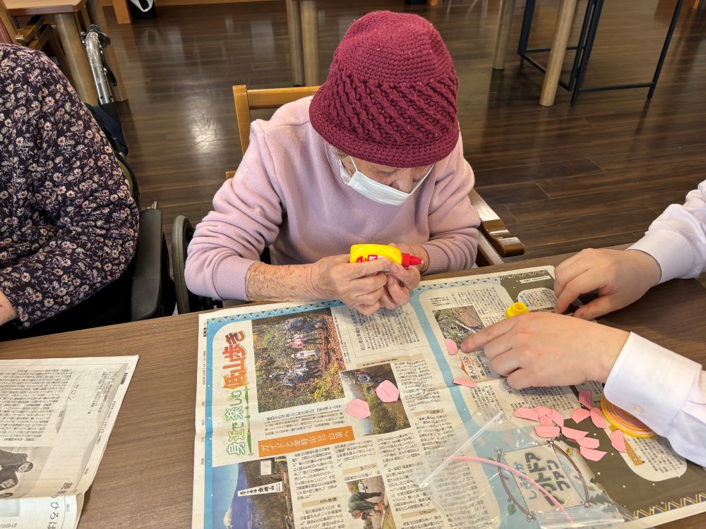 静岡市清水区老人ホーム_コースターを作ってケアマネさんにプレゼントしよう