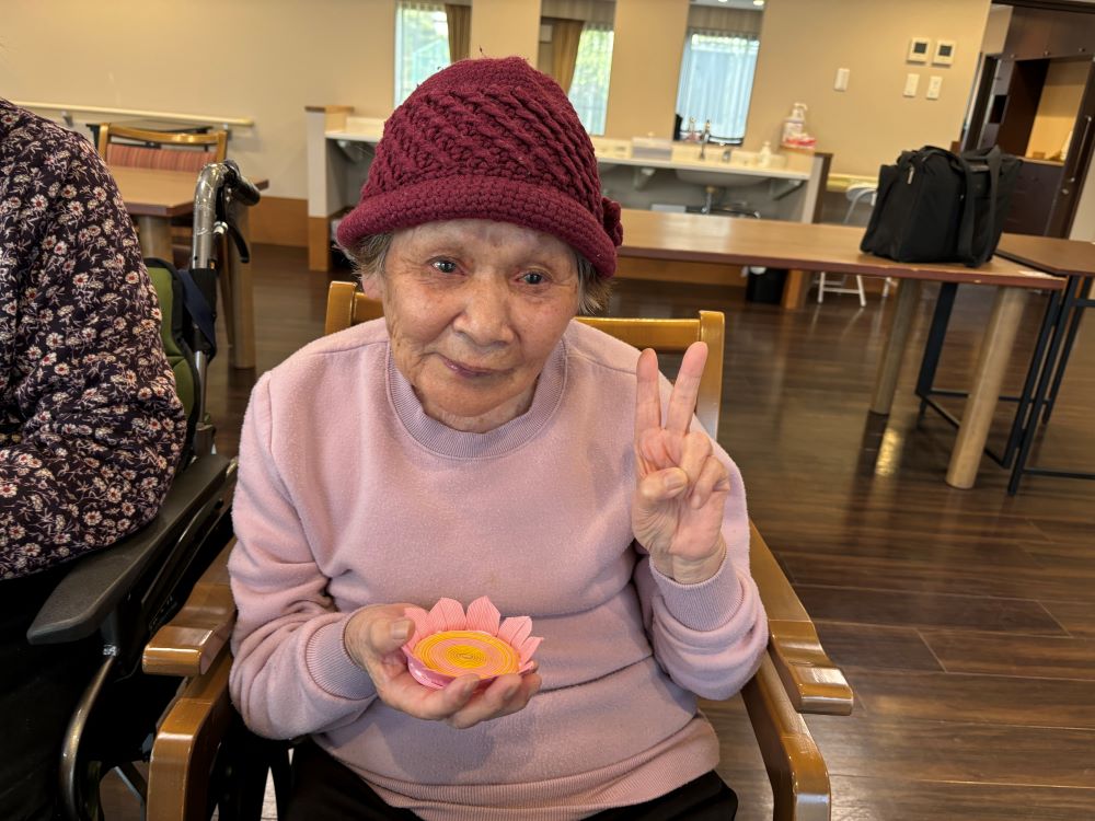 静岡市清水区老人ホーム_コースターを作ってケアマネさんにプレゼントしよう