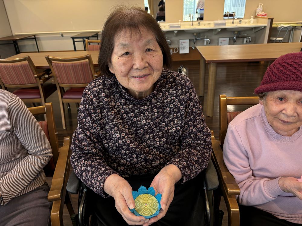 静岡市清水区老人ホーム_コースターを作ってケアマネさんにプレゼントしよう