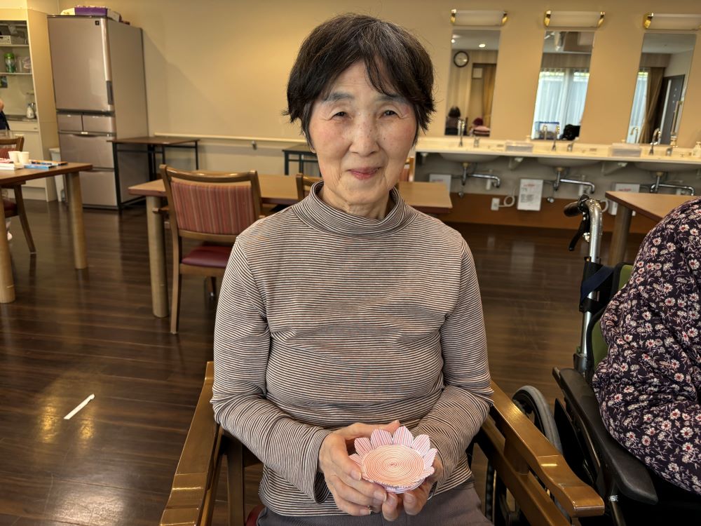静岡市清水区老人ホーム_コースターを作ってケアマネさんにプレゼントしよう