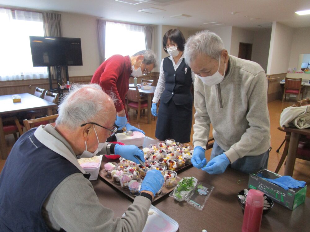 藤枝市老人ホーム_5月母の日イベント
