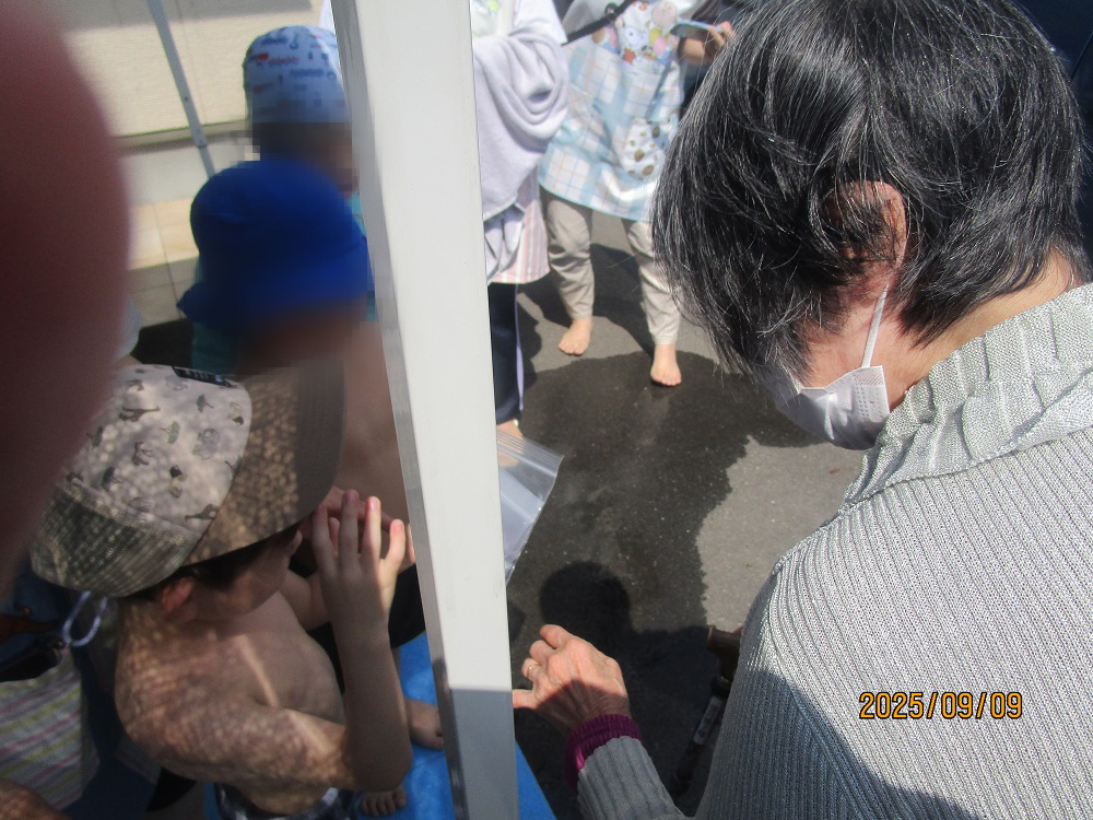 静岡市清水区老人ホーム_はぐはぐさん訪問