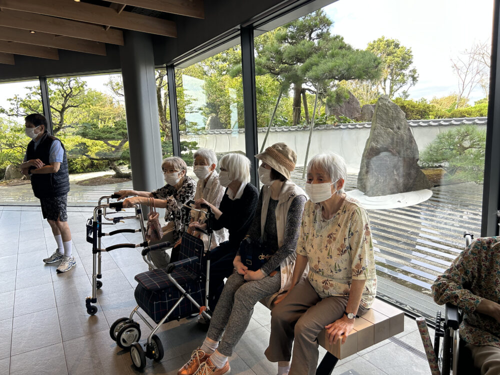 静岡市葵区有料老人ホーム_生活リハビリお散歩クラブ