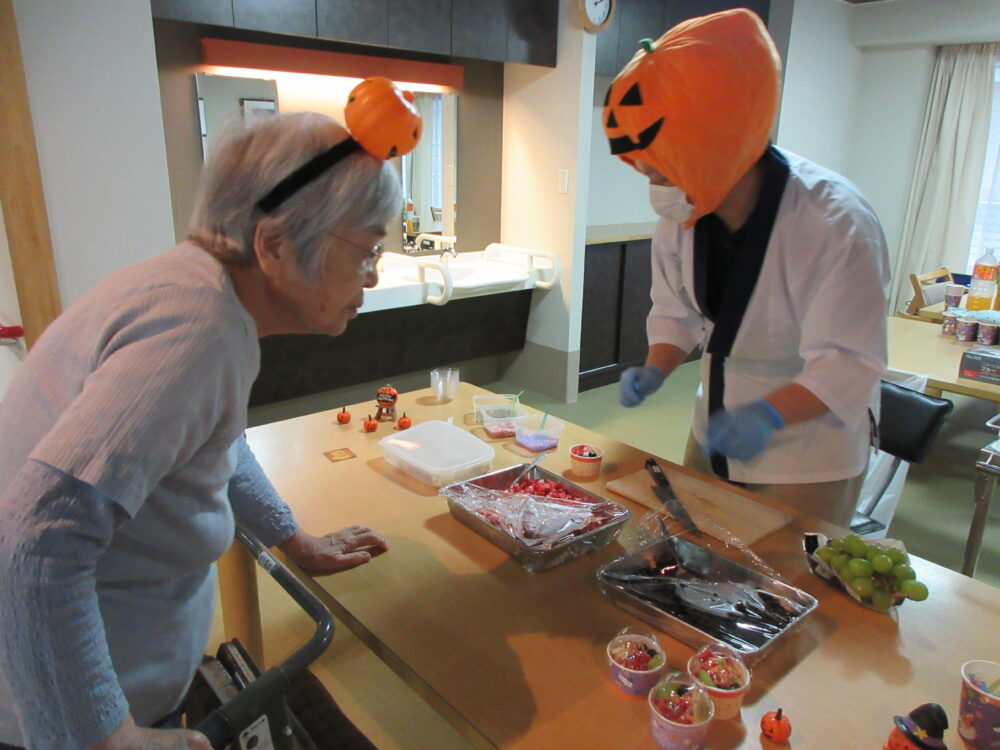静岡市葵区老人ホーム_ハロウィン秋祭り