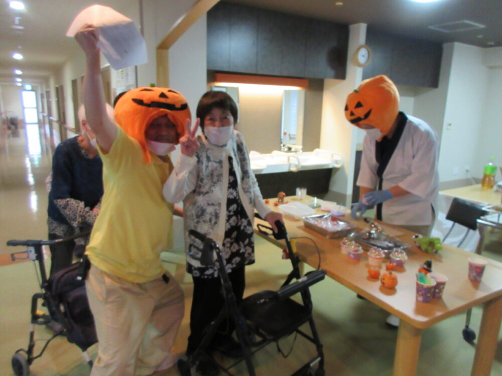 静岡市葵区老人ホーム_ハロウィン秋祭り
