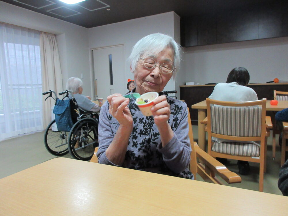 静岡市葵区老人ホーム_ハロウィン秋祭り