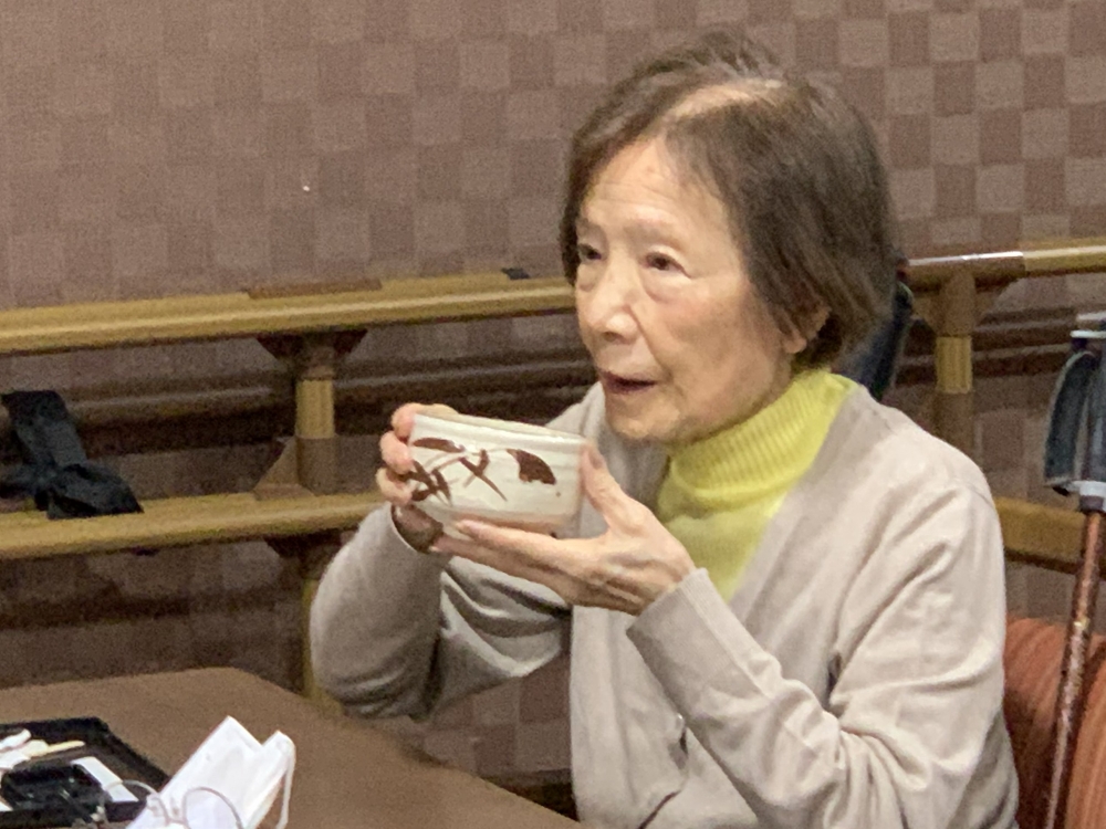 駿東郡長泉町老人ホーム_五感で感じるお茶会