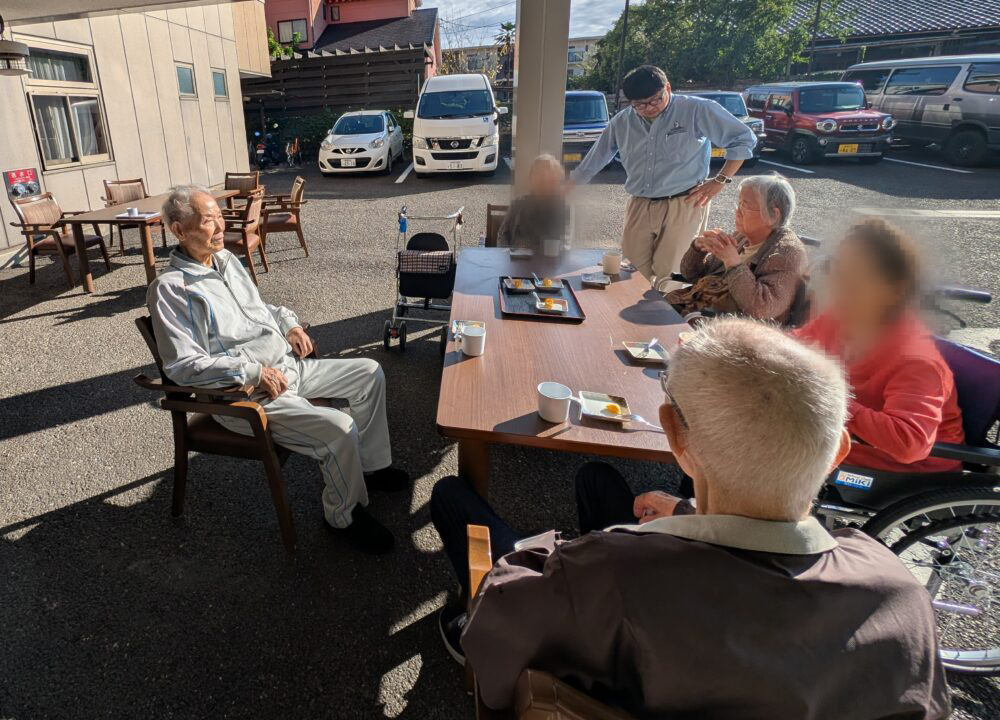 静岡市葵区有料老人ホーム_秋の味覚祭茶巾絞り