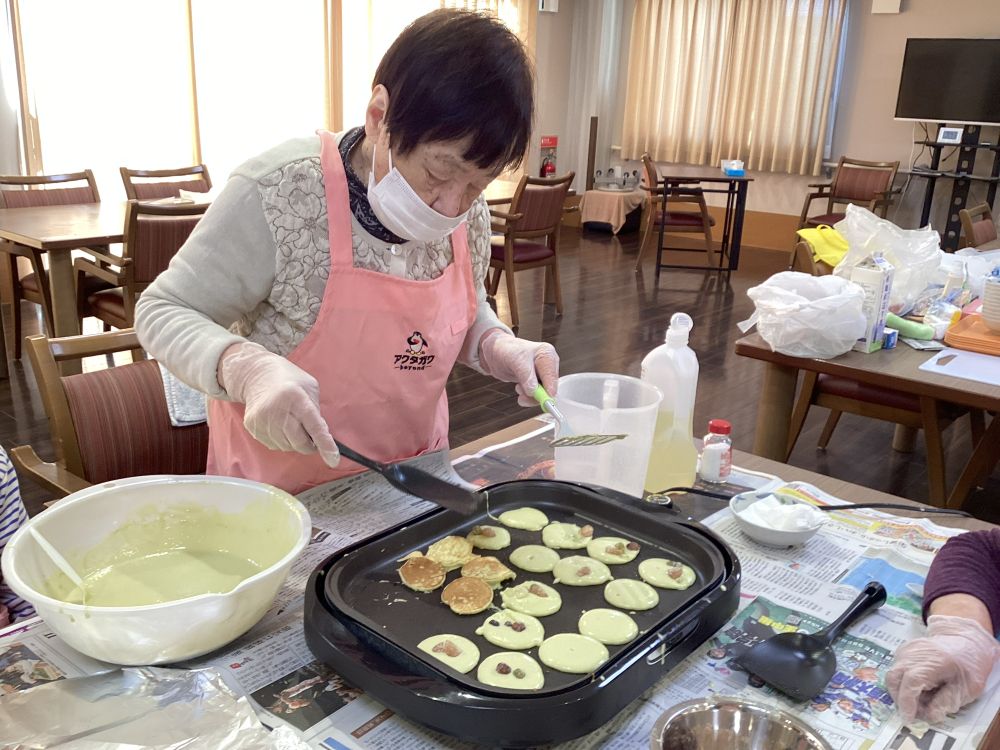 静岡市清水区老人ホーム_生活リハビリクラブ押切料理クラブ抹茶のパンケーキ