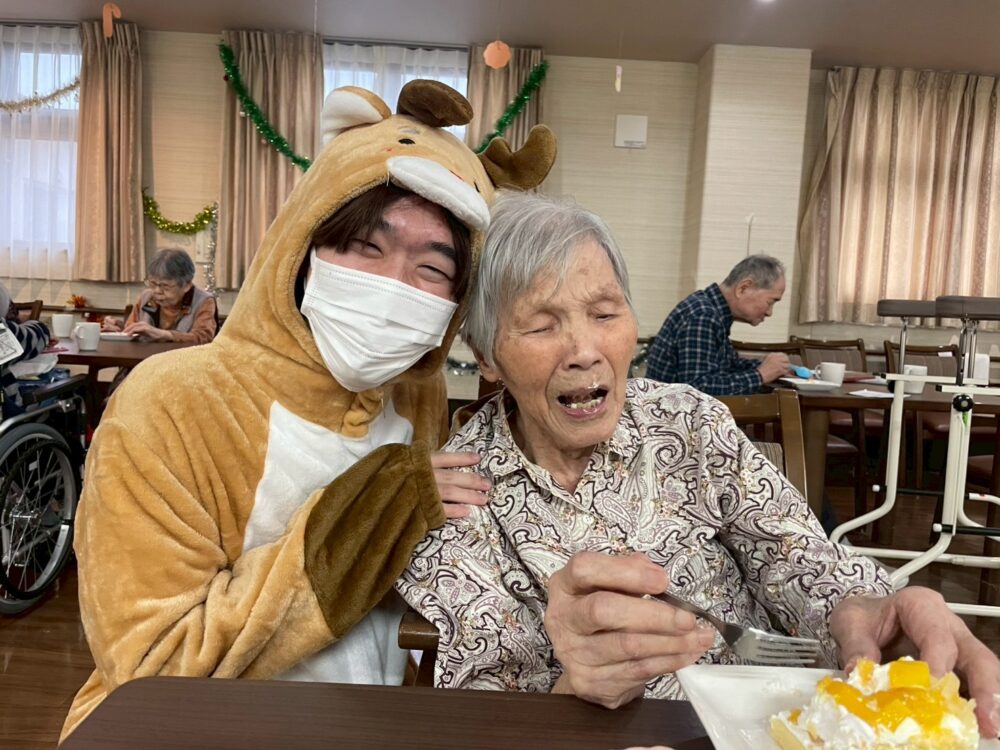 静岡市葵区老人ホーム_クリスマスを五感で楽しむ
