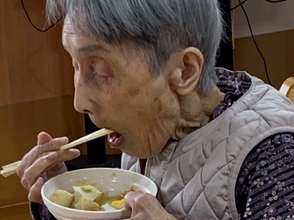 駿東郡長泉町老人ホーム_おでんを楽しむひととき