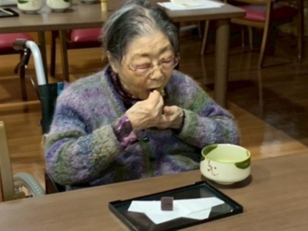 駿東郡長泉町老人ホーム_五感で感じるお茶会～忠臣蔵に想いを馳せ 四十七士の忠義を感じながら～