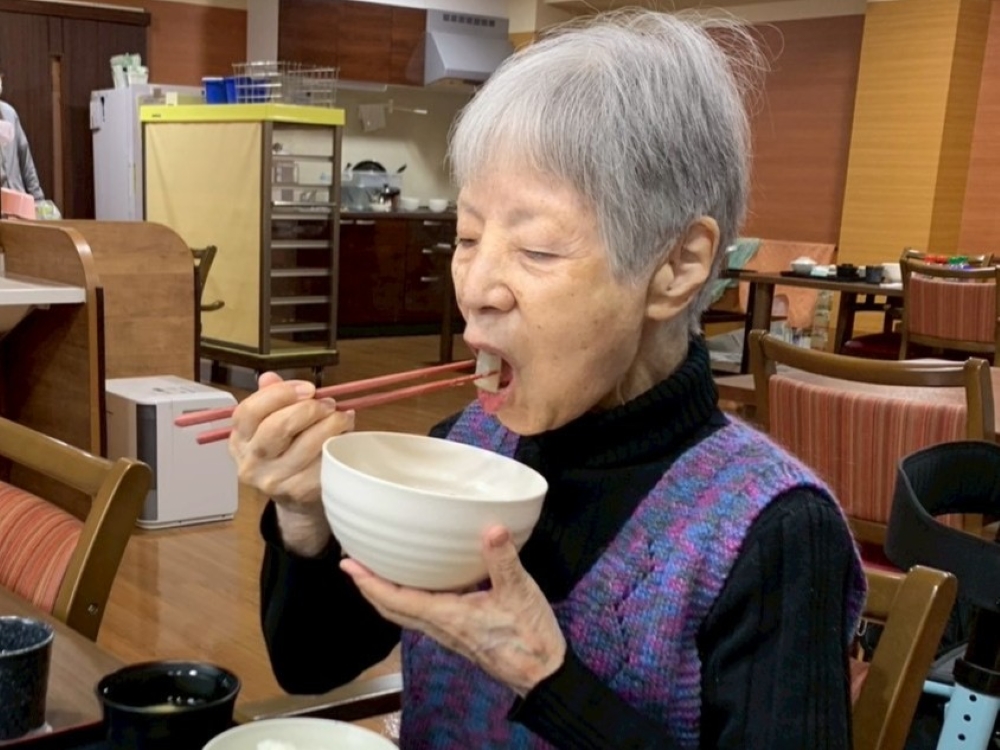 駿東郡長泉町老人ホーム_おでんを楽しむひととき