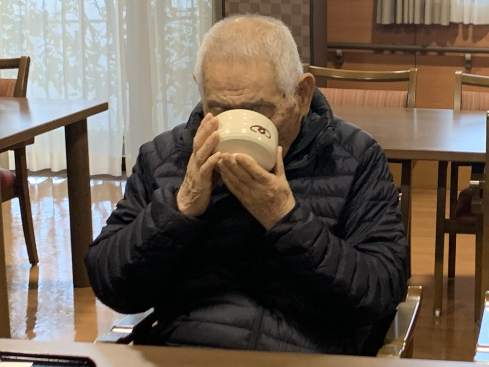 駿東郡長泉町老人ホーム_五感で感じるお茶会～正月飾りを楽しむ 新春のお茶会～