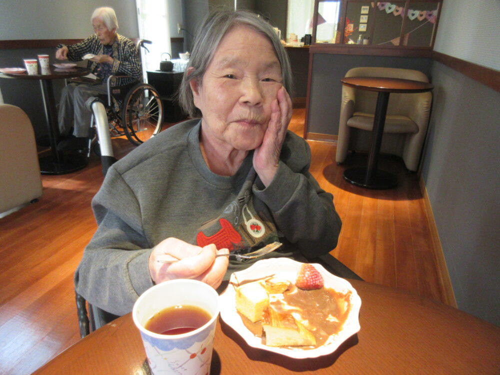 静岡市葵区老人ホーム_チョコレート・ファウンテン