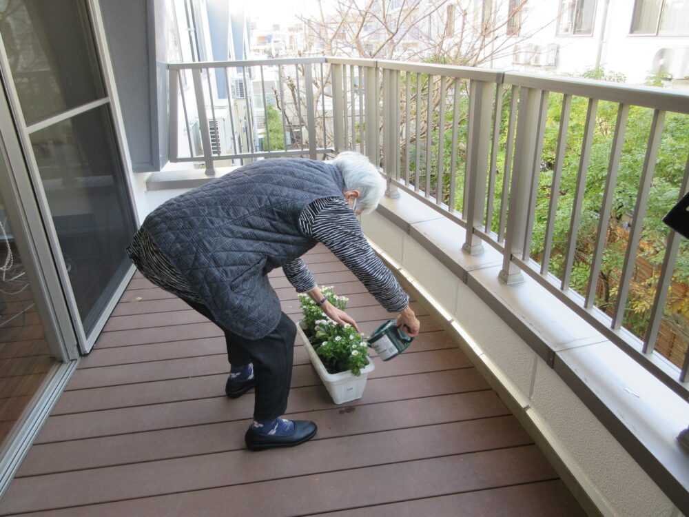 静岡市葵区老人ホーム_生活リハビリ「園芸クラブ」