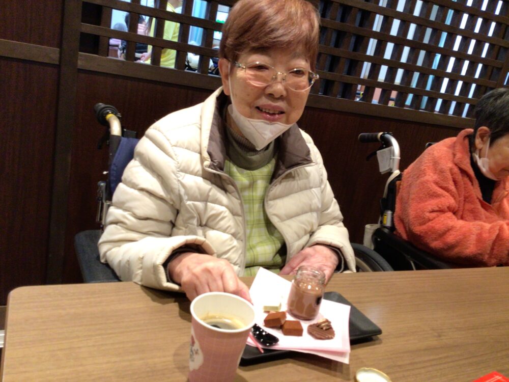 浜松市老人ホーム_Hatsuoi Salon du Chocolat