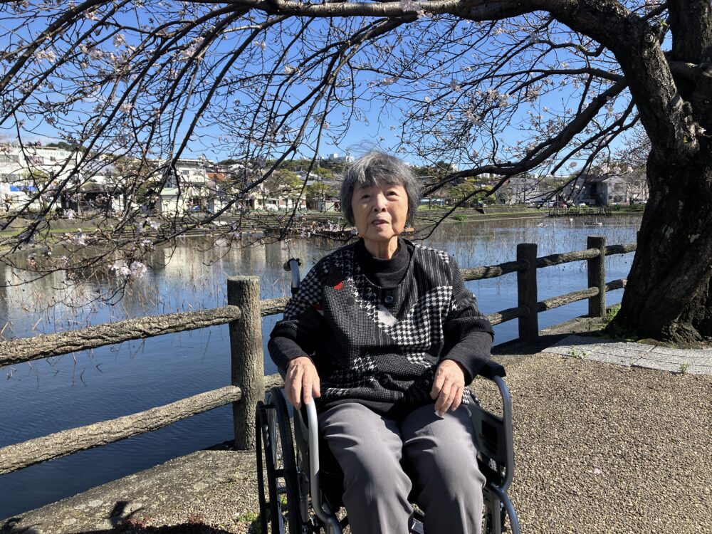 静岡市駿河区老人ホーム_笑顔満開お花見