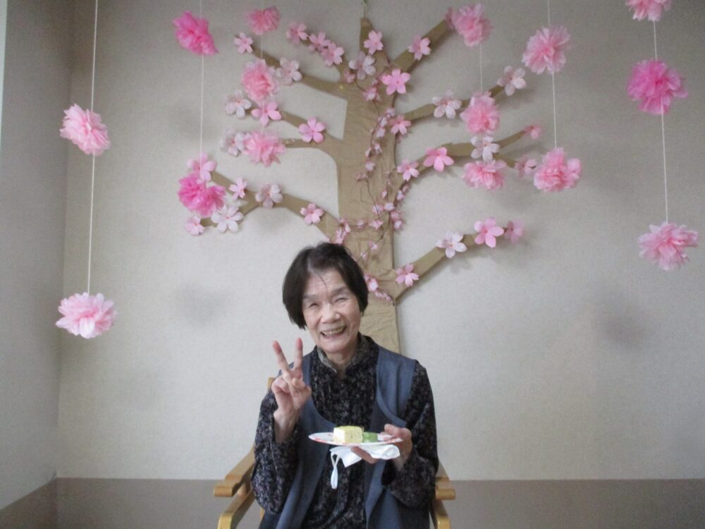 静岡市葵区老人ホーム_春のケーキバイキング