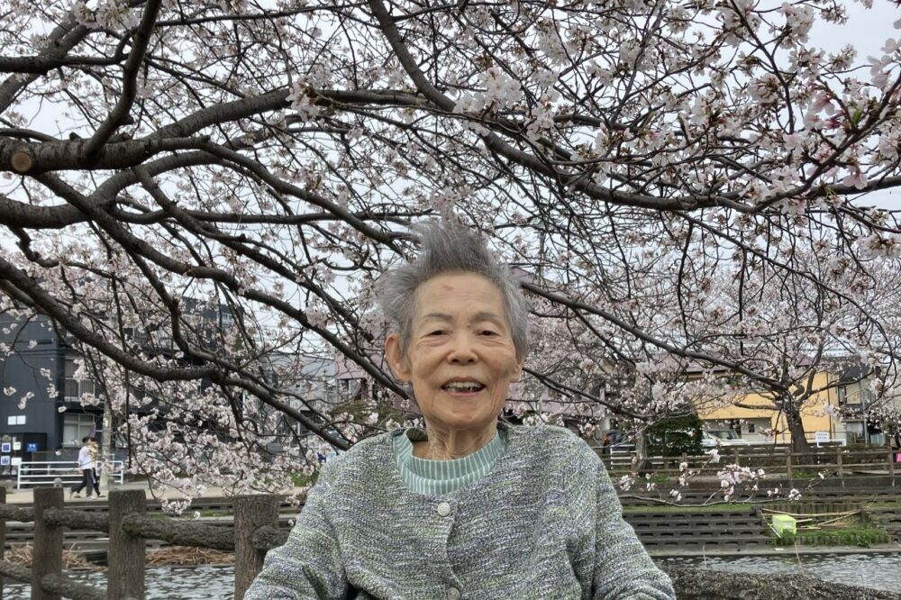 静岡市駿河区老人ホーム_笑顔満開お花見
