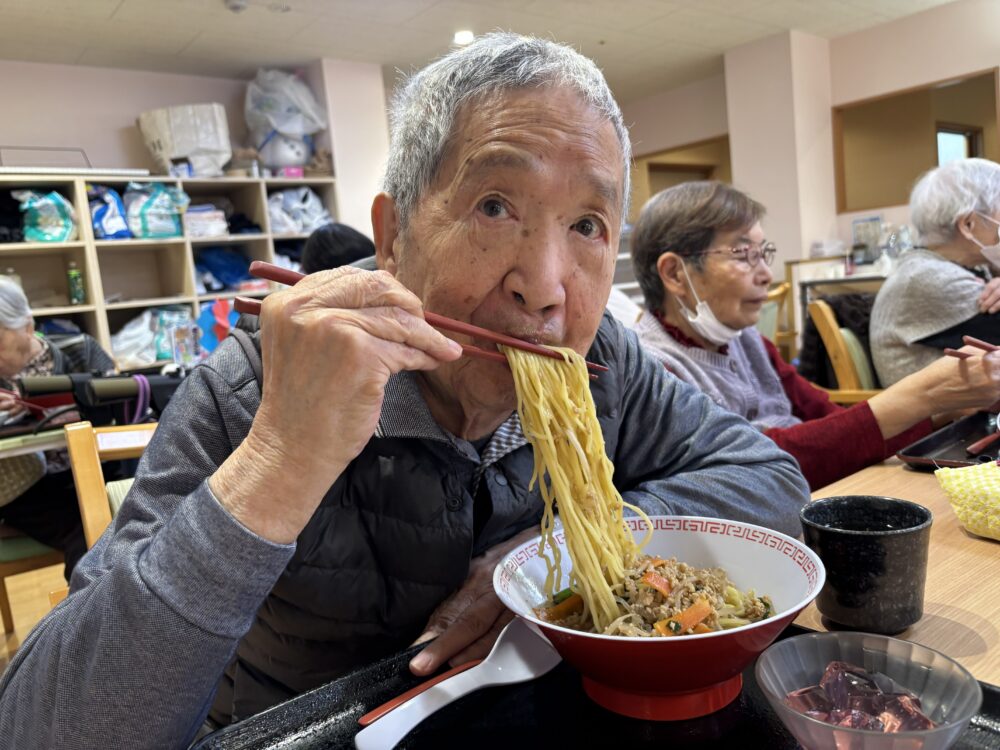 静岡市清水区老人ホーム_R8.3.20  ぺんぎん食堂「ラーメンの日」