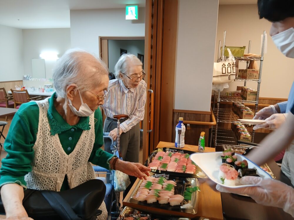 藤枝市老人ホーム_6月の食事イベント