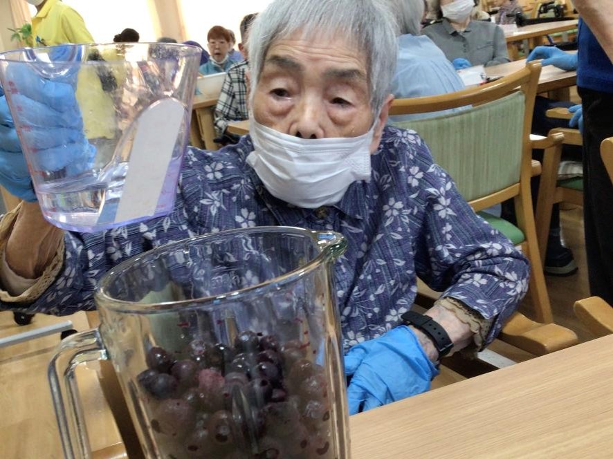 浜松市老人ホーム_ブルーベリーシャーベット