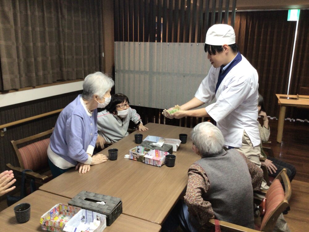 藤枝市老人ホーム_蕎麦打ち
