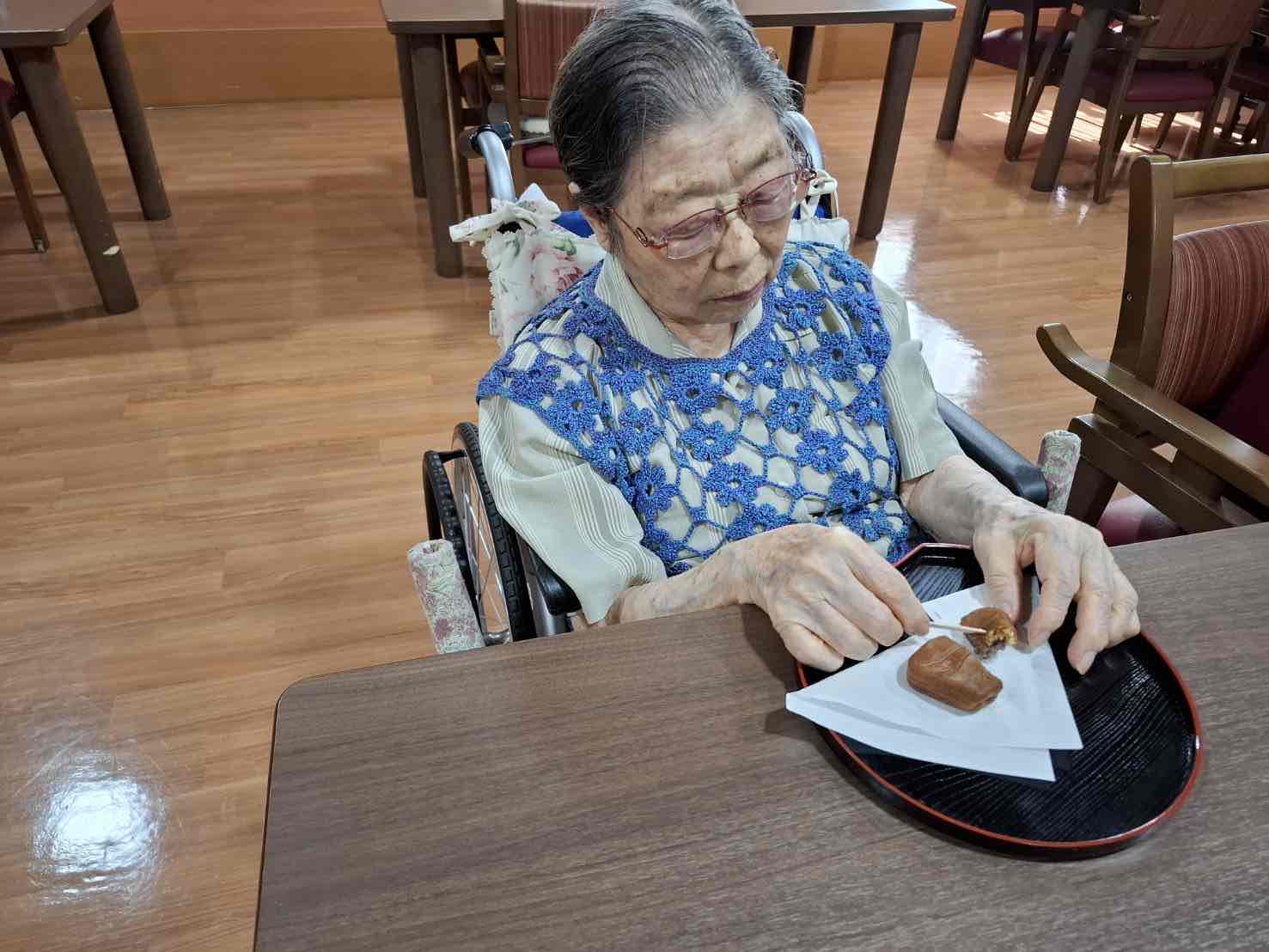 駿東郡長泉町老人ホーム_五感で感じるお茶会と五感の室礼「夏越の祓」