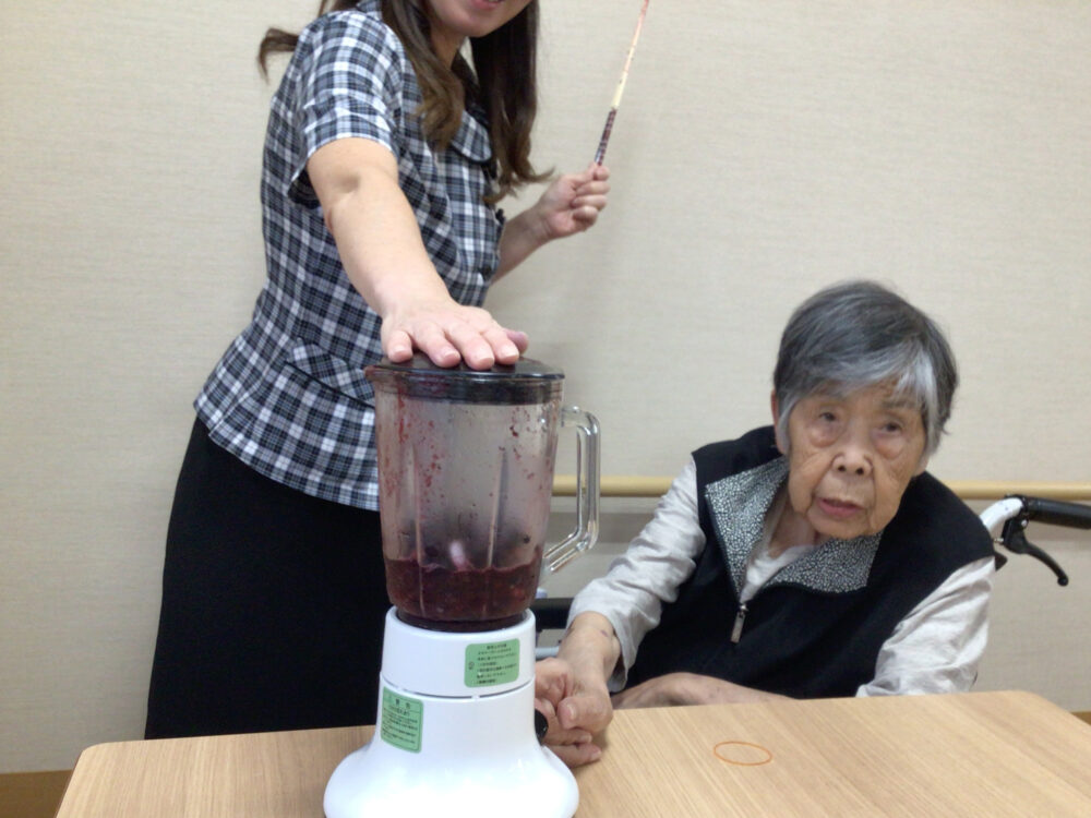 浜松市老人ホーム_ブルーベリーシャーベット