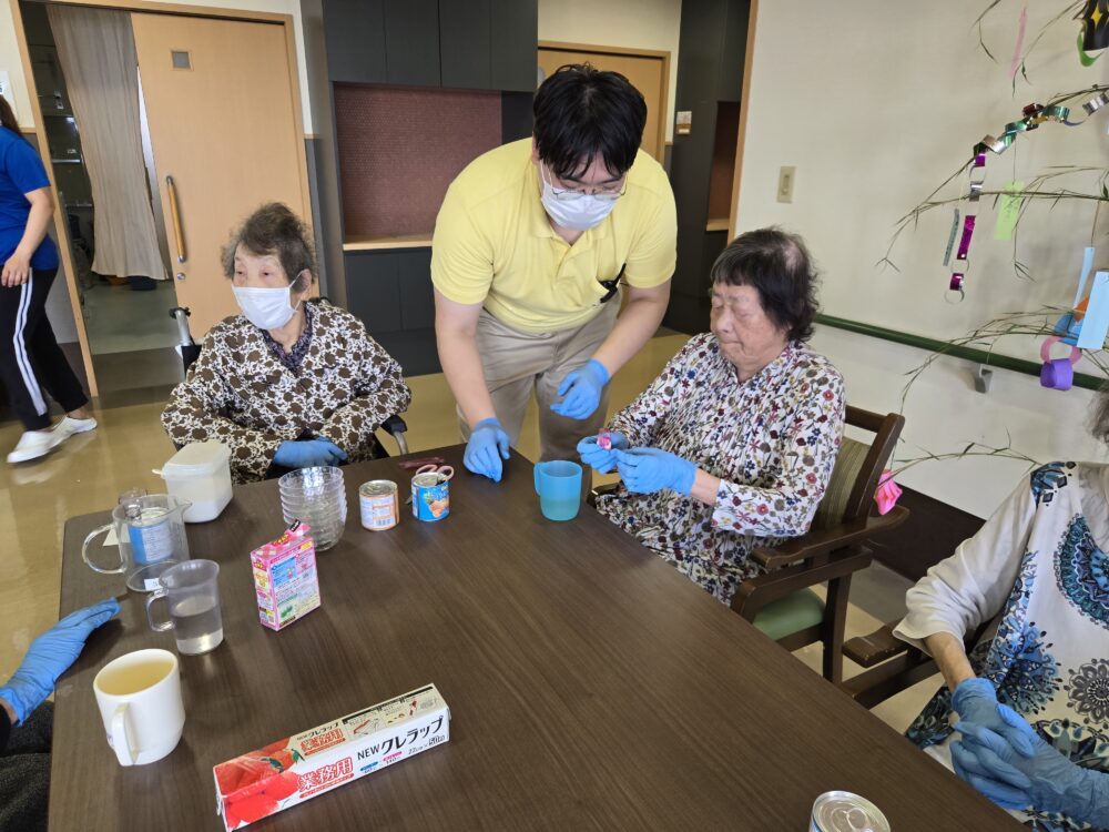 静岡市駿河区老人ホーム_七夕レクリエーション