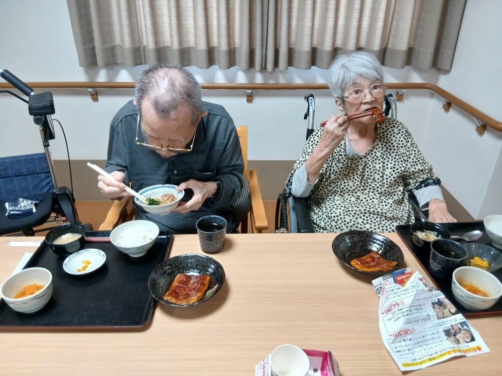 藤枝市老人ホーム_7月の食事イベント