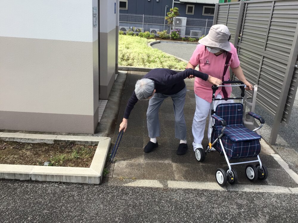 藤枝市老人ホーム_リハネクストクラブ「環境保全クラブ」