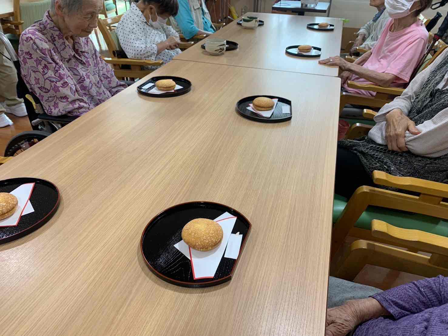 駿東郡長泉町老人ホーム_五感で感じるお茶会　～「風鈴の音色」～