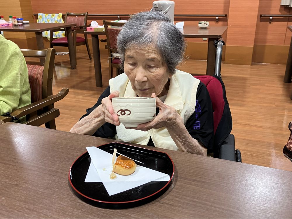 駿東郡長泉町老人ホーム_五感で感じるお茶会 ~重陽の節句~